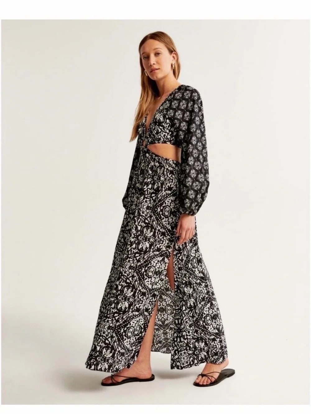 Abercrombie and Fitch Black and White Cutout Maxi Dress with Ring Detail Large